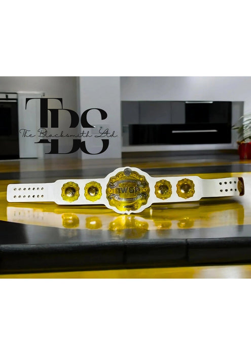 IWGP Intercontinental Wrestling Belt