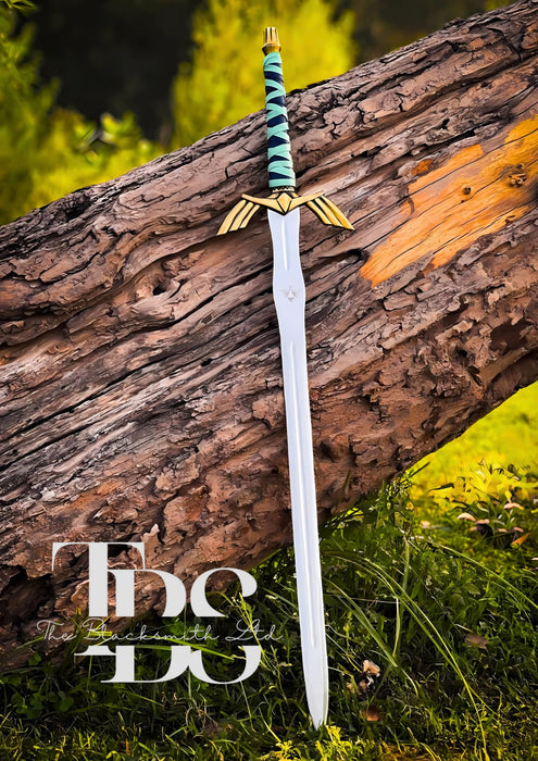 Handcrafted Legend of Zelda Sword Replica – 36-Inch – Black and Blue Options – Perfect for Collectors, Cosplay, Groomsmen Gifts, and Special Occasions