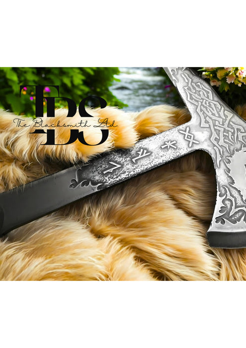 LEGENDARY Crazed Wolves Viking Battle Tomahawk - Handcrafted Warrior's Axe